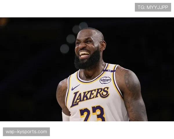 独家专访:勒布朗·詹姆斯谈生涯第22个赛季的身体管理与目标 独家专访:勒布朗·詹姆斯谈生涯第22个赛季的身体管理与目标