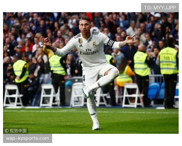 特写：第35分钟，维尼修斯反击中趟过后卫低射破门，皇马取得领先